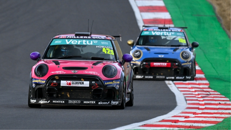 HENRY HOWARTH SCORES VITAL WIN IN BRANDS HATCH OPENER
