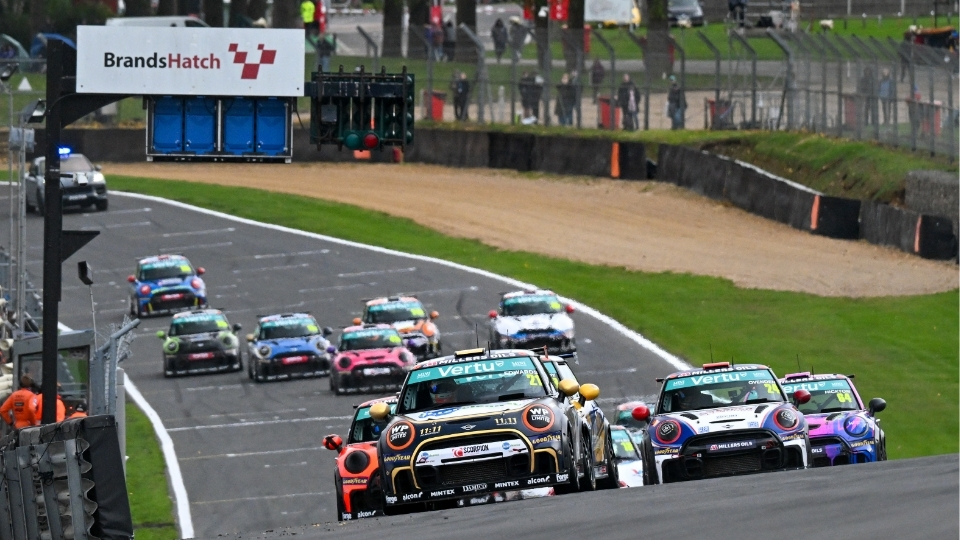MINI CHALLENGE CONFIRMS SNETTERTON TASTER DAY AHEAD OF 2026 CAMPAIGN